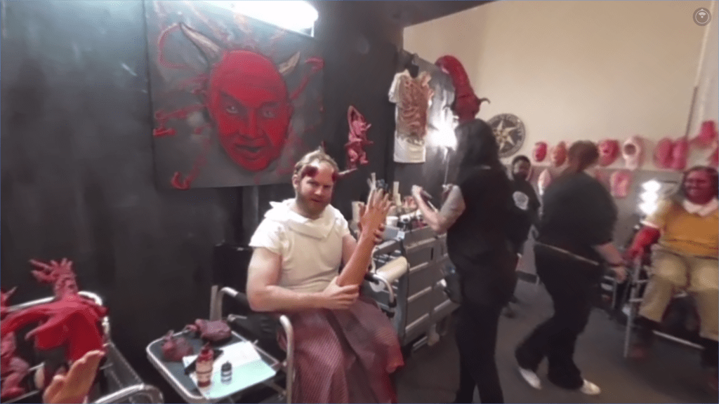 Your Pretty Face is Going Behind the Scenes in This New 360° Experience!